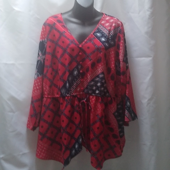 Lane Bryant printed red blouse v-neck - Picture 1 of 8